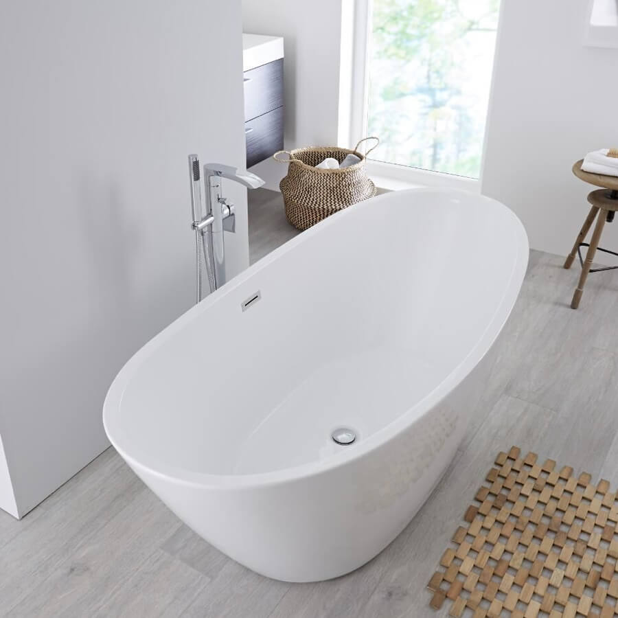 White Modern Oval Bath